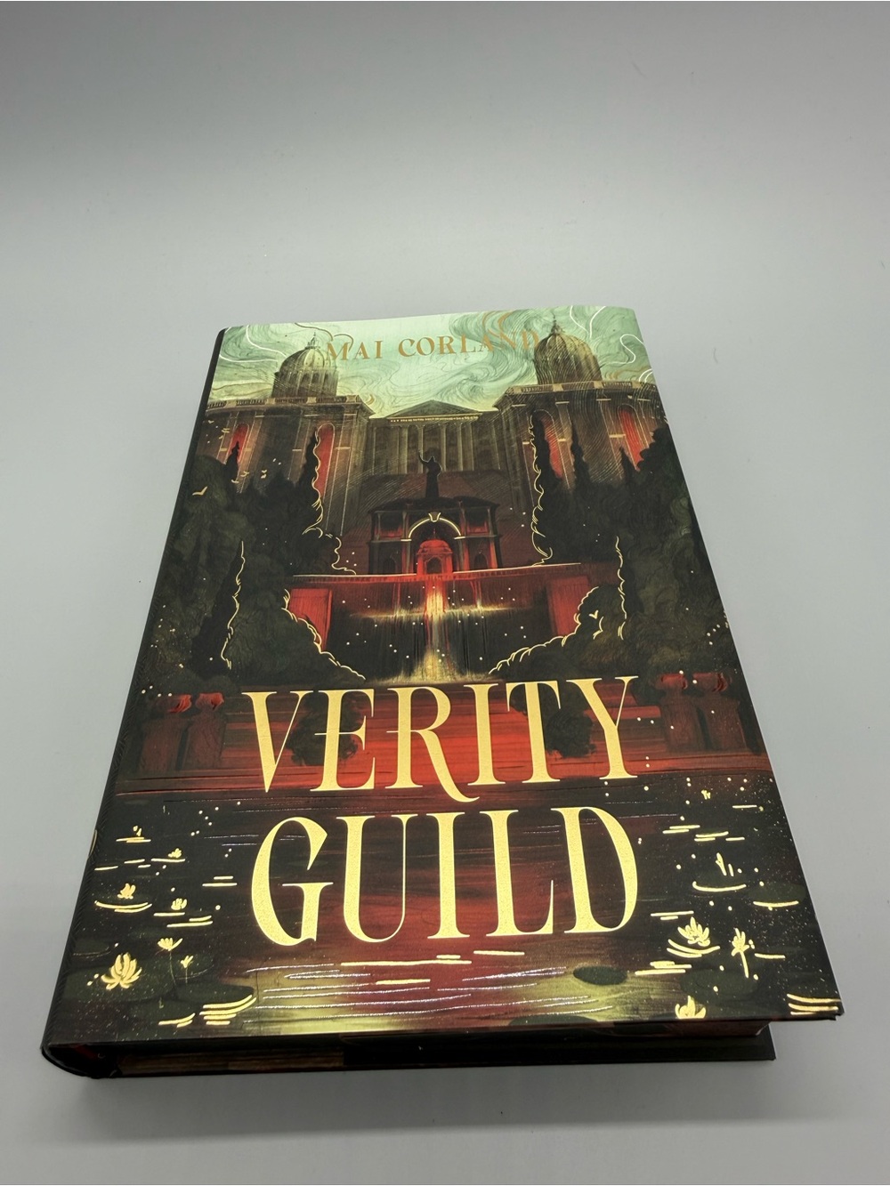 Verity Guild Hardcover Book - Decorative Red & Gold Cover Fairyloot